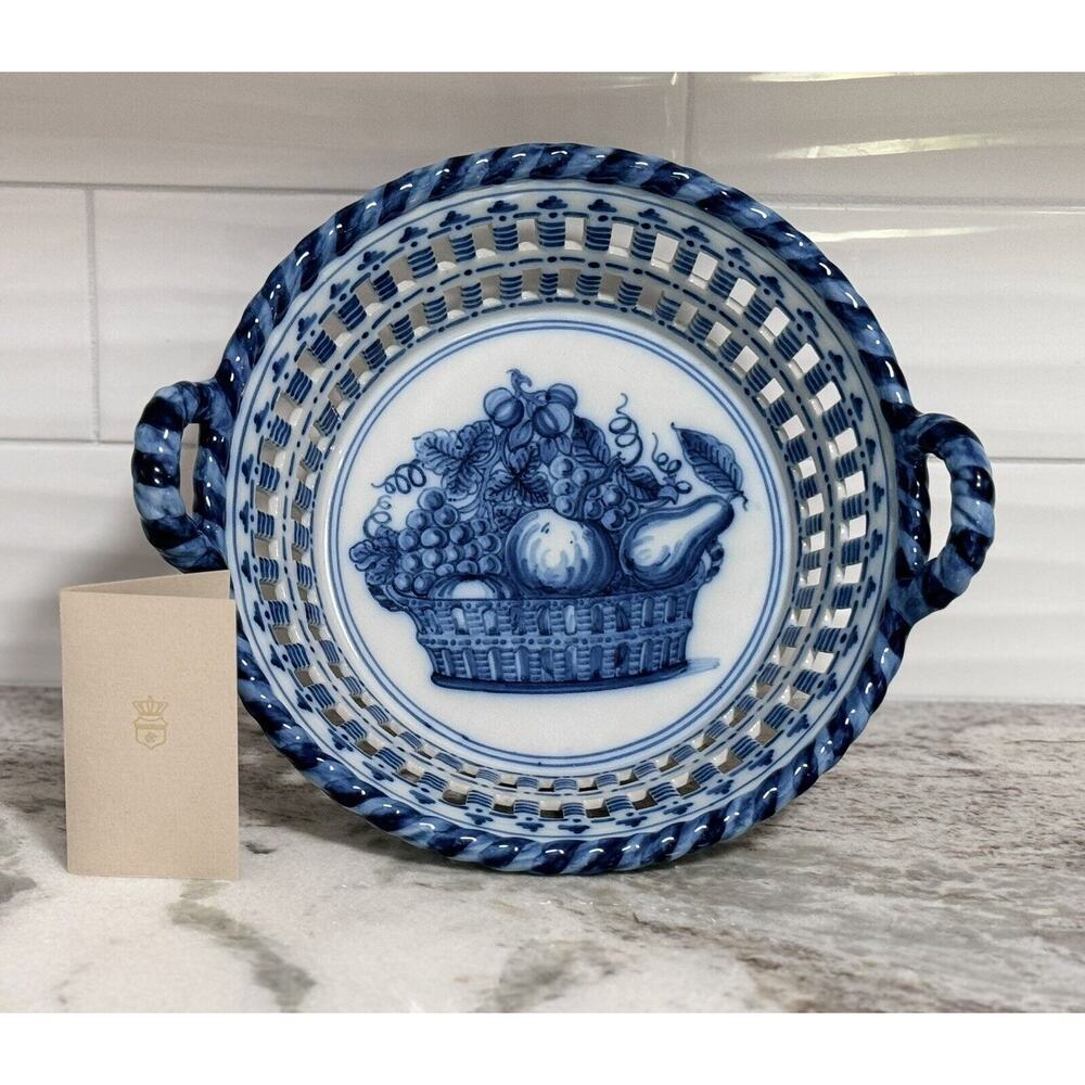 Dutch Makkum Holland Blue & White Painted Basket Lattice Handled Serving Bowl